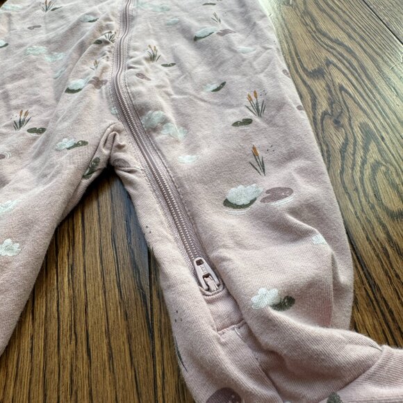 Petit Lem Firsts Footie Bodysuit 2-Way Zip 6M Organic Cotton Flowers in the Pond - Picture 2 of 13